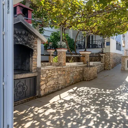 House Iva Apartment Slatine